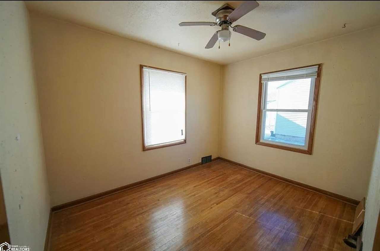 1110 1st Ave - Photo 3 of 9