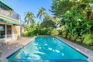 featured image of 194 Almeria Rd