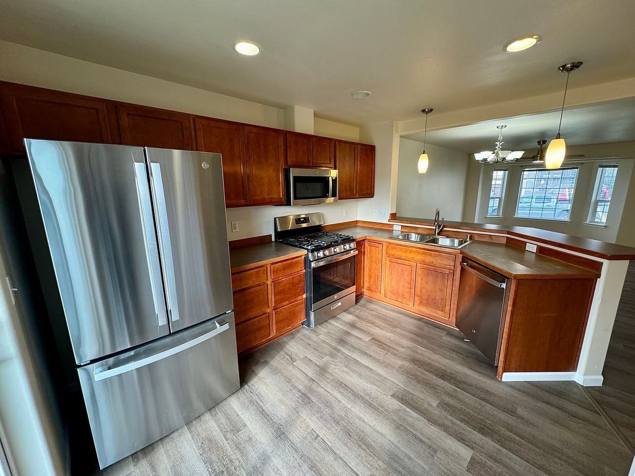 141 Matthew Paul Way - Photo 2 of 26