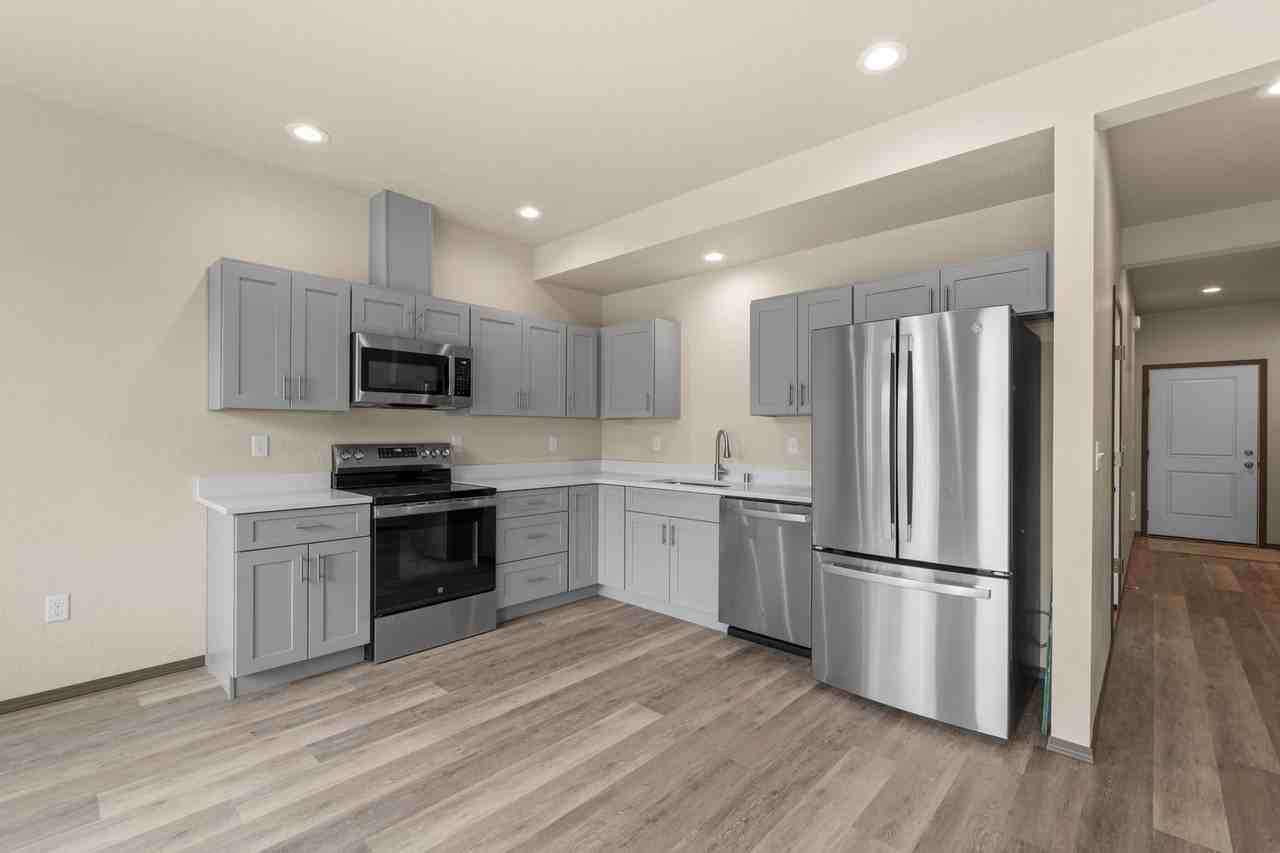 9625 East Nixon Lane - Photo 5 of 24