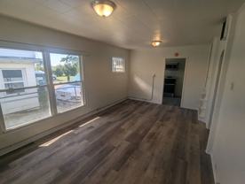 4014 S Beaumont Ave - Photo 1 of 1