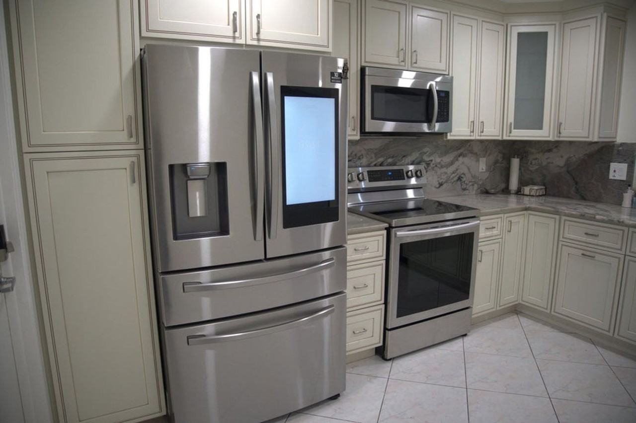 9746 Lancaster Pl - Photo 2 of 30