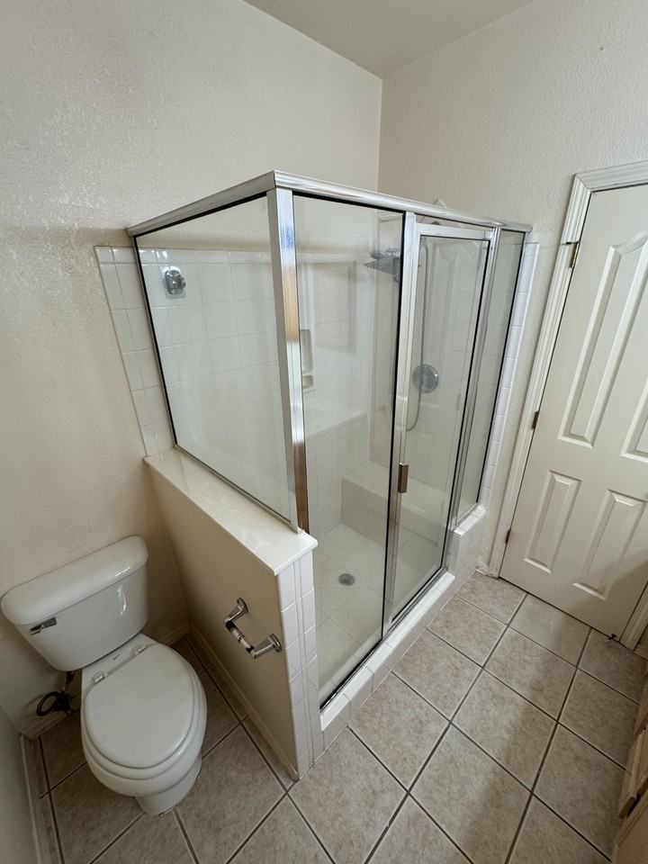 206 Vic Clark Court #A - Photo 6 of 8