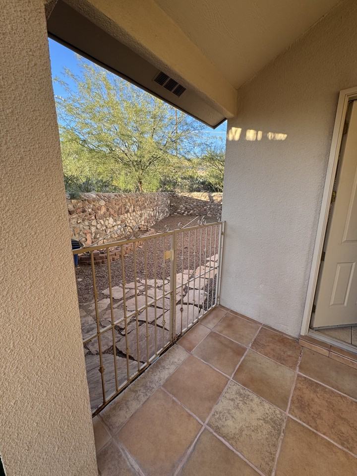 206 Vic Clark Court #A - Photo 2 of 8