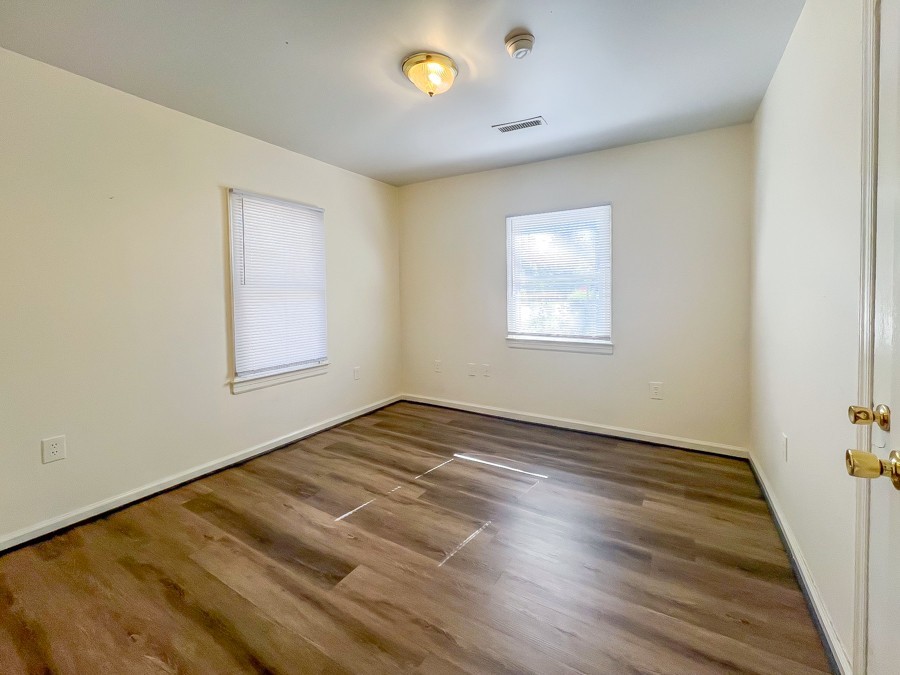 404 N 10th Ave #NA - Photo 4 of 7