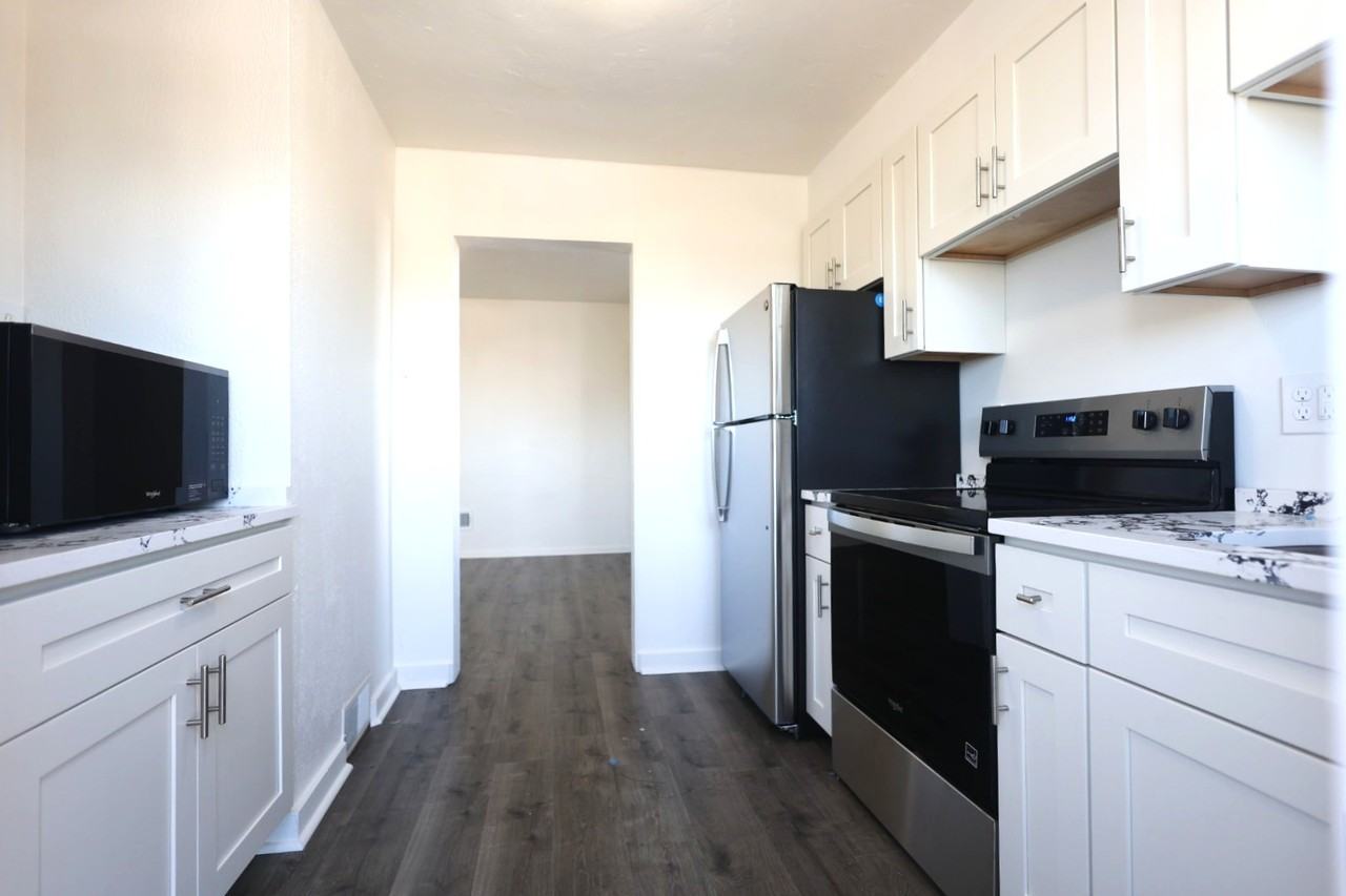 2811 Brownsville Rd #4 - Photo 6 of 13