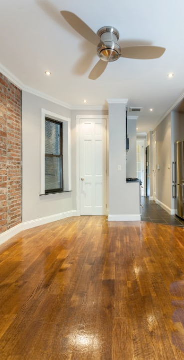 306 E 8th St #B2 - Photo 6 of 9