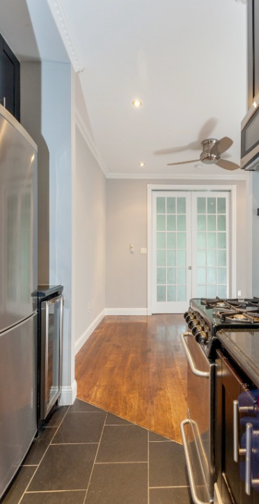 306 E 8th St #B2 - Photo 7 of 9