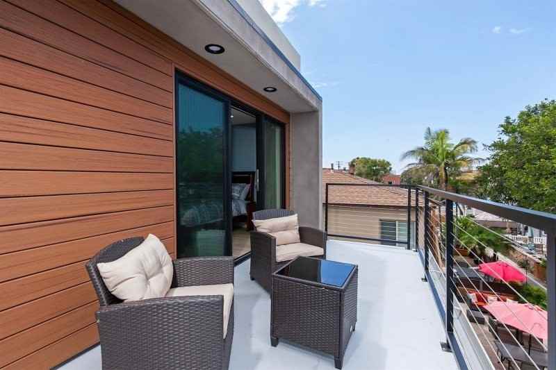 823 Island Ct #823 - Photo 5 of 39