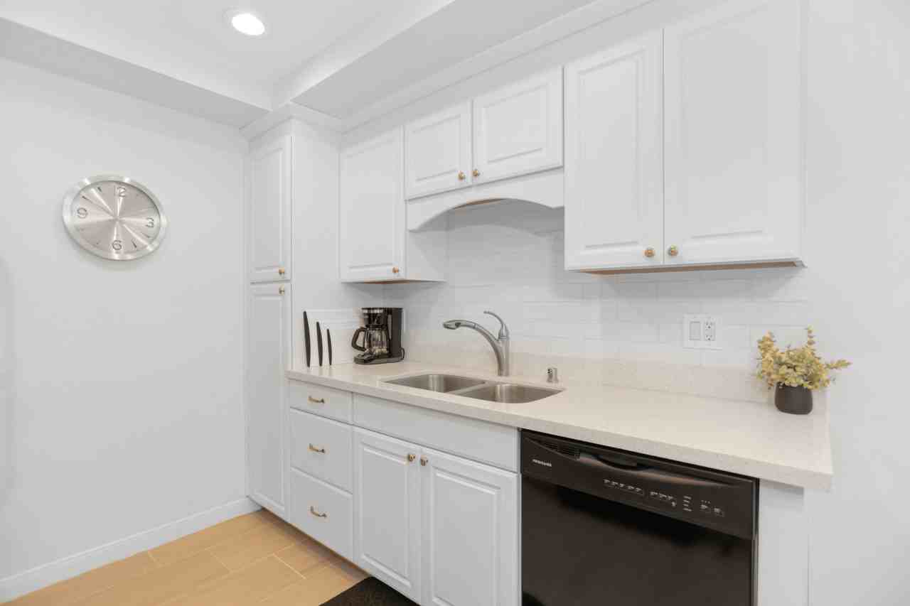 10240 Black Mountain Rd #109 - Photo 3 of 23