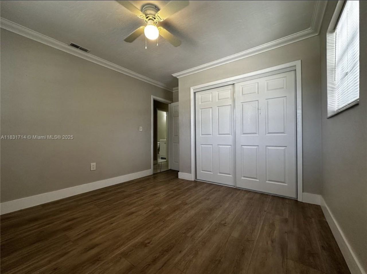 20500 Sw 92nd Pl #NA - Photo 2 of 6