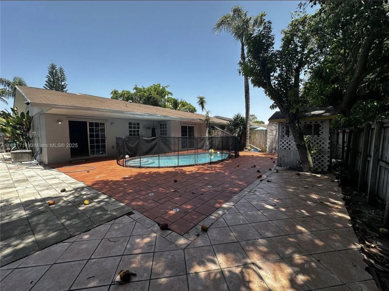 20500 Sw 92nd Pl #NA - Photo 4 of 6