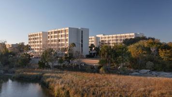 featured image of 1 Tower Plaza #S107