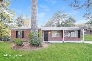 featured image of 3417 Knollcrest Rd