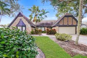 featured image of 9861 Nw 10th St