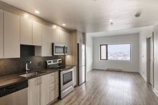 30 Saint Joseph Boulevard Est - Photo 1 of 1