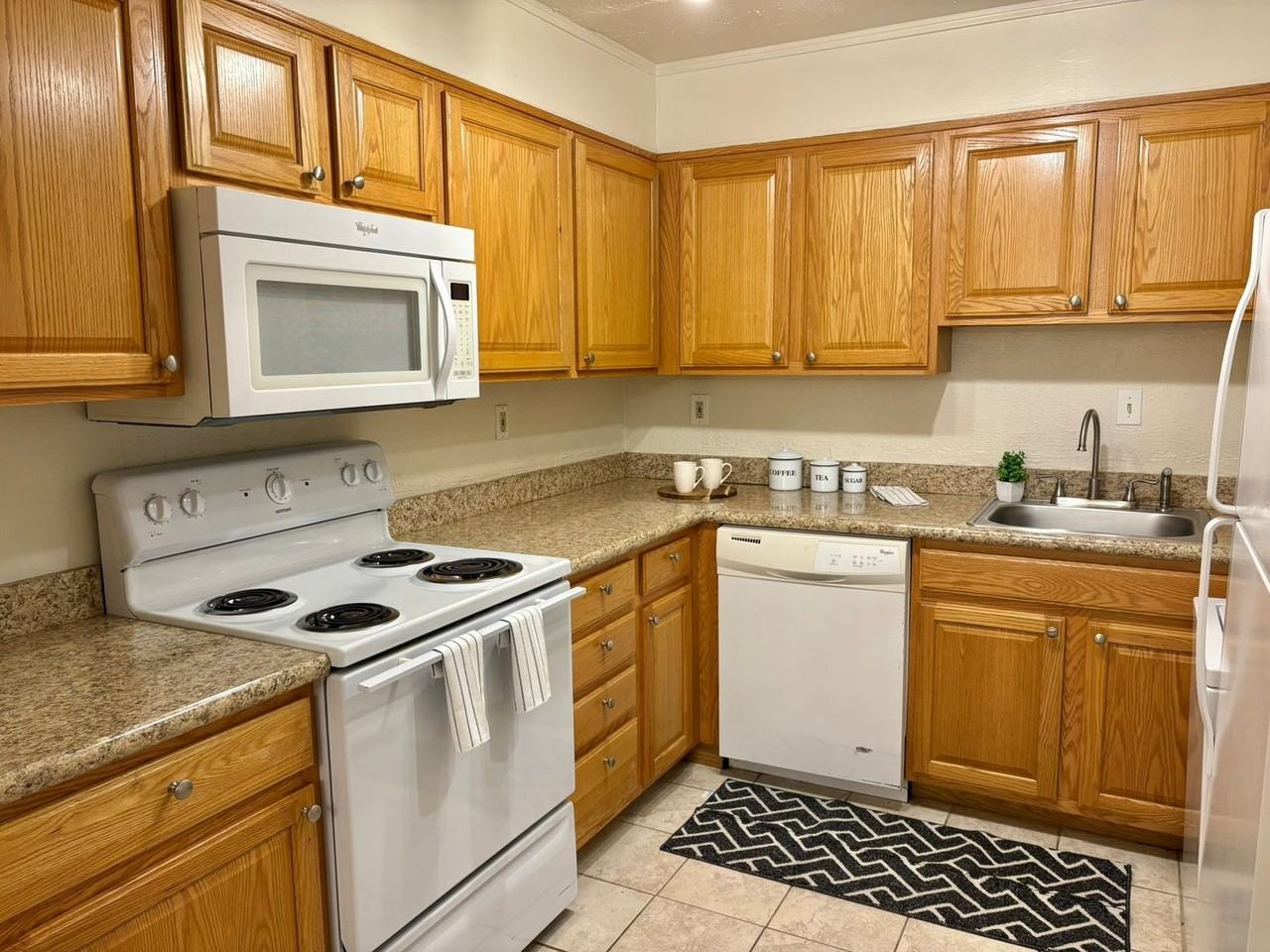 Merioneth Apartments - Photo 2 of 26