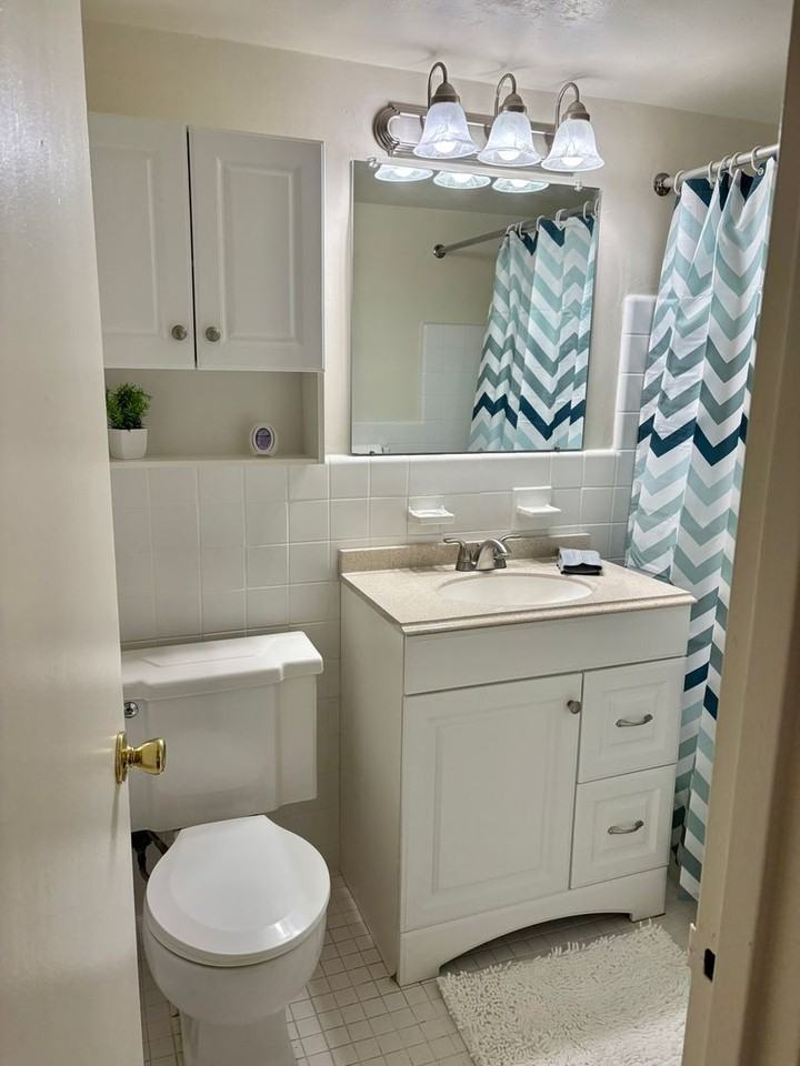 Merioneth Apartments - Photo 7 of 26