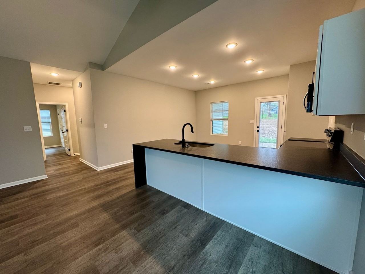 MK Ventures 2, LLC - Photo 7 of 27