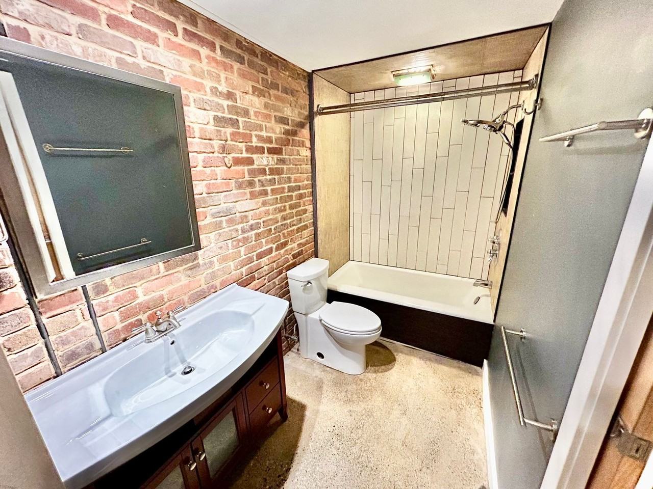 Varsity Management - Photo 6 of 8