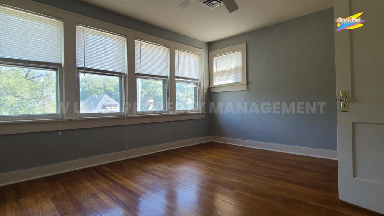 1545 North Market Street - Photo 7 of 9