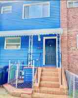 featured image of 5317 Leverett St