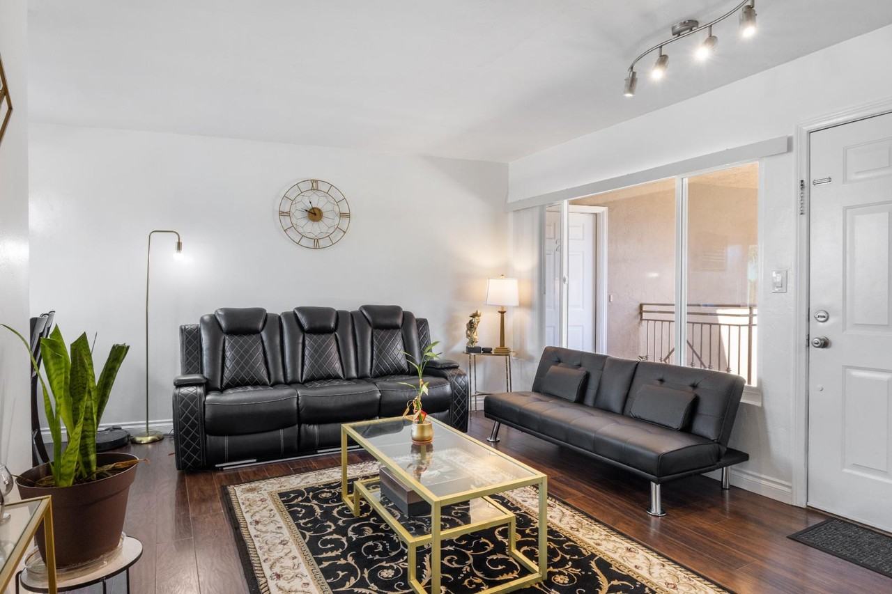 5510 Adelaide Ave - Photo 4 of 20