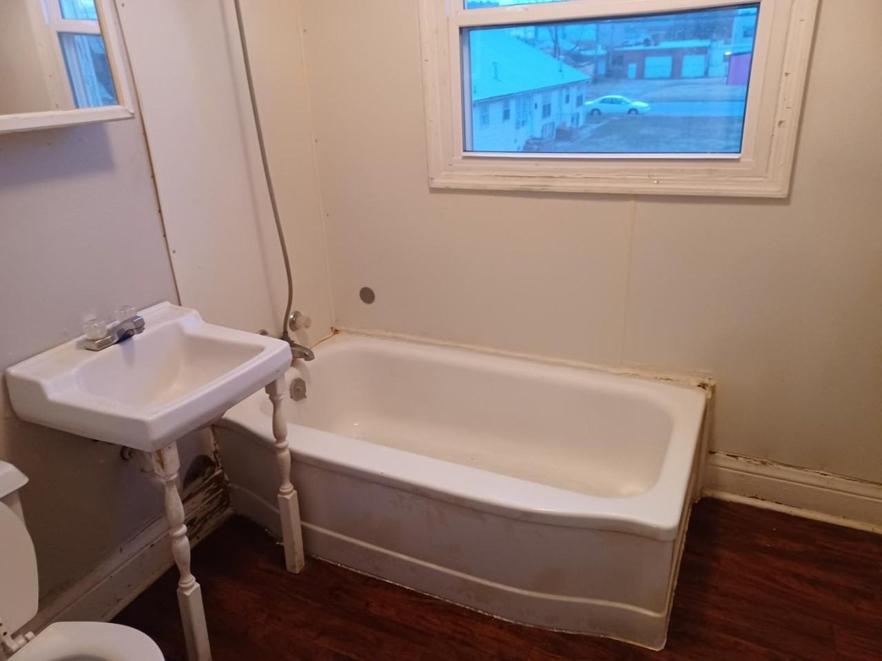 214 E. 8th Duplex - Photo 4 of 4