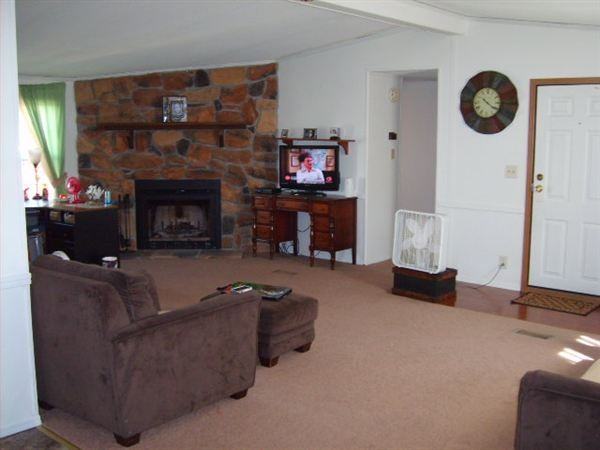 311 W Main St - Photo 2 of 7