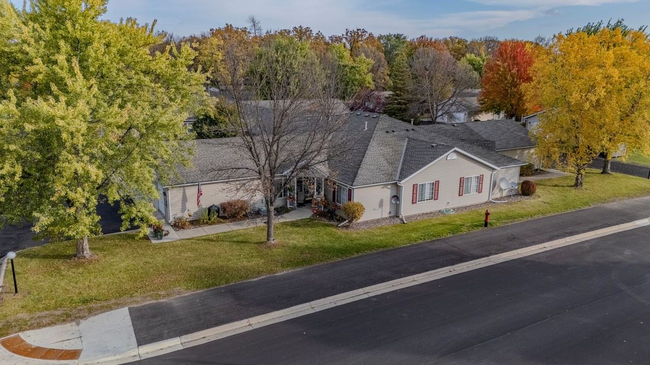 Cottages of Annandale - Photo 3 of 32