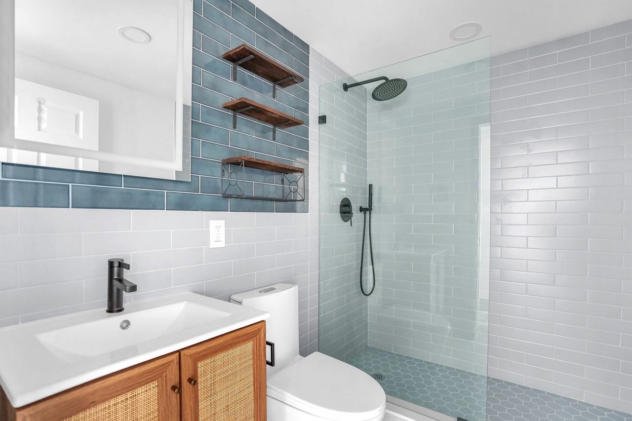 Australian Pines Apartments - Photo 6 of 50