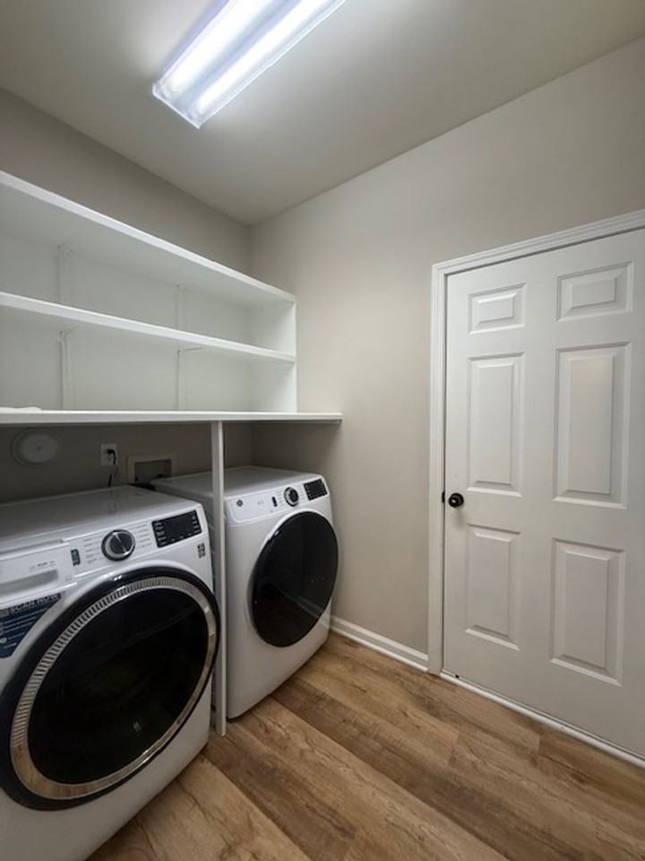 213 Carolina Town Ln - Photo 4 of 21