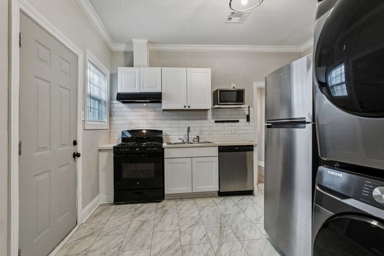 Rental in Bayou St. John Neighborhood - Photo 5 of 15