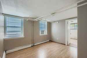 featured image of 711 Grand Ave