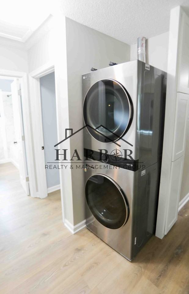 1348 4th Ave Sw - Photo 6 of 7