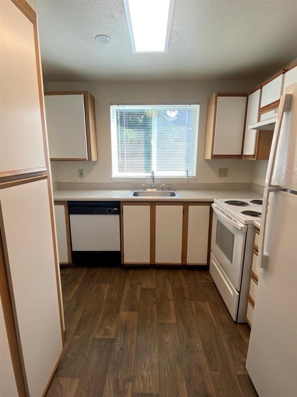 18463 Blueberry Ln - Photo 2 of 25