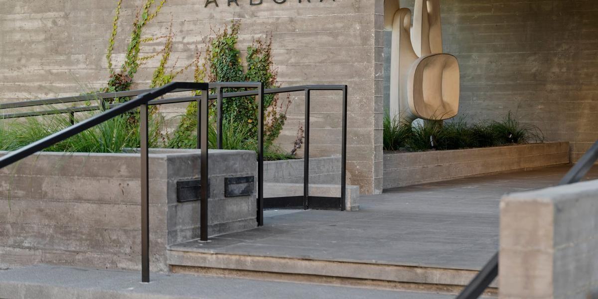 588 Webster St - Photo 3 of 25