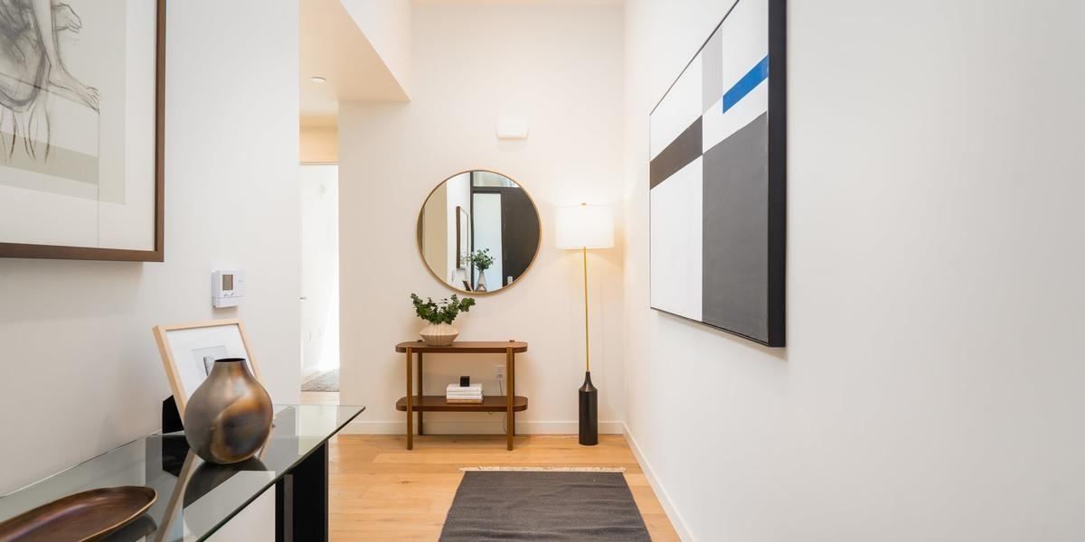 588 Webster St - Photo 7 of 25