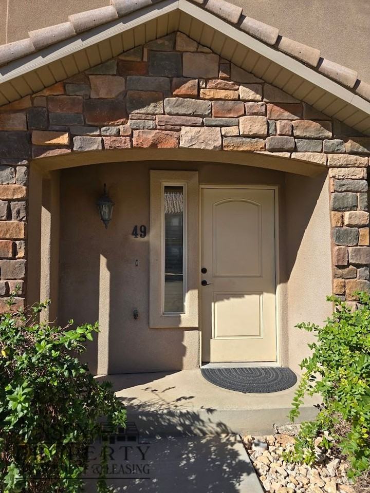 3419 River Road #49 - Photo 3 of 26