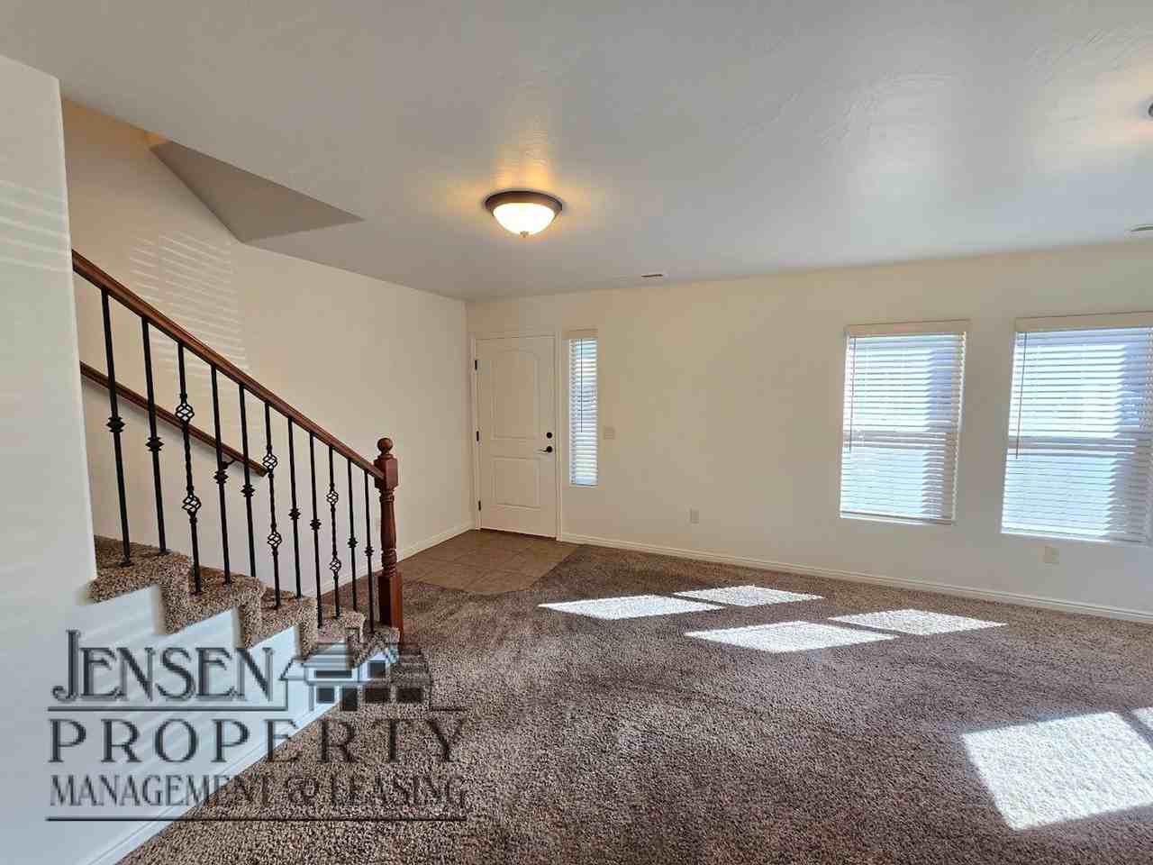 3419 River Road #49 - Photo 5 of 26