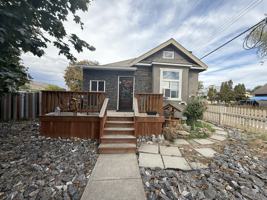 featured image of 3101 39 Ave #1