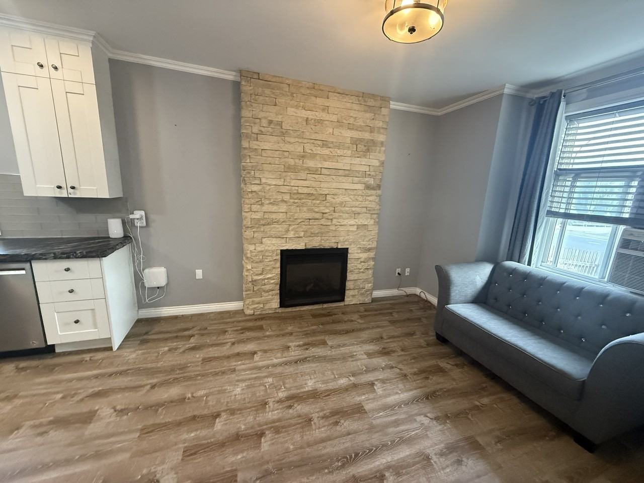 3101 39 Ave #1 - Photo 2 of 16