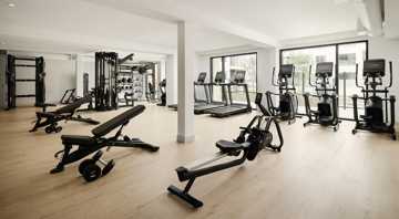 featured image of 299 E Thousand Oaks Blvd