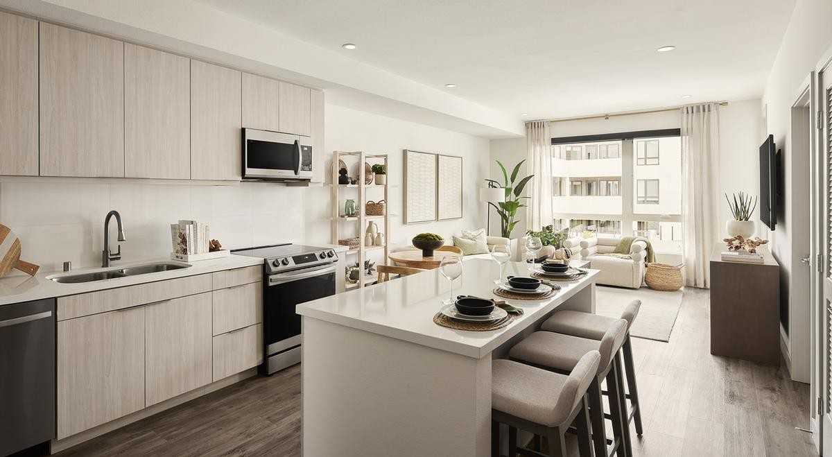 299 E Thousand Oaks Blvd