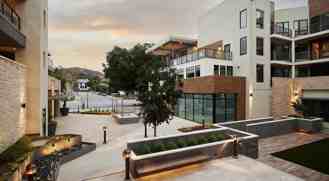 299 E Thousand Oaks Blvd - Photo 1 of 1