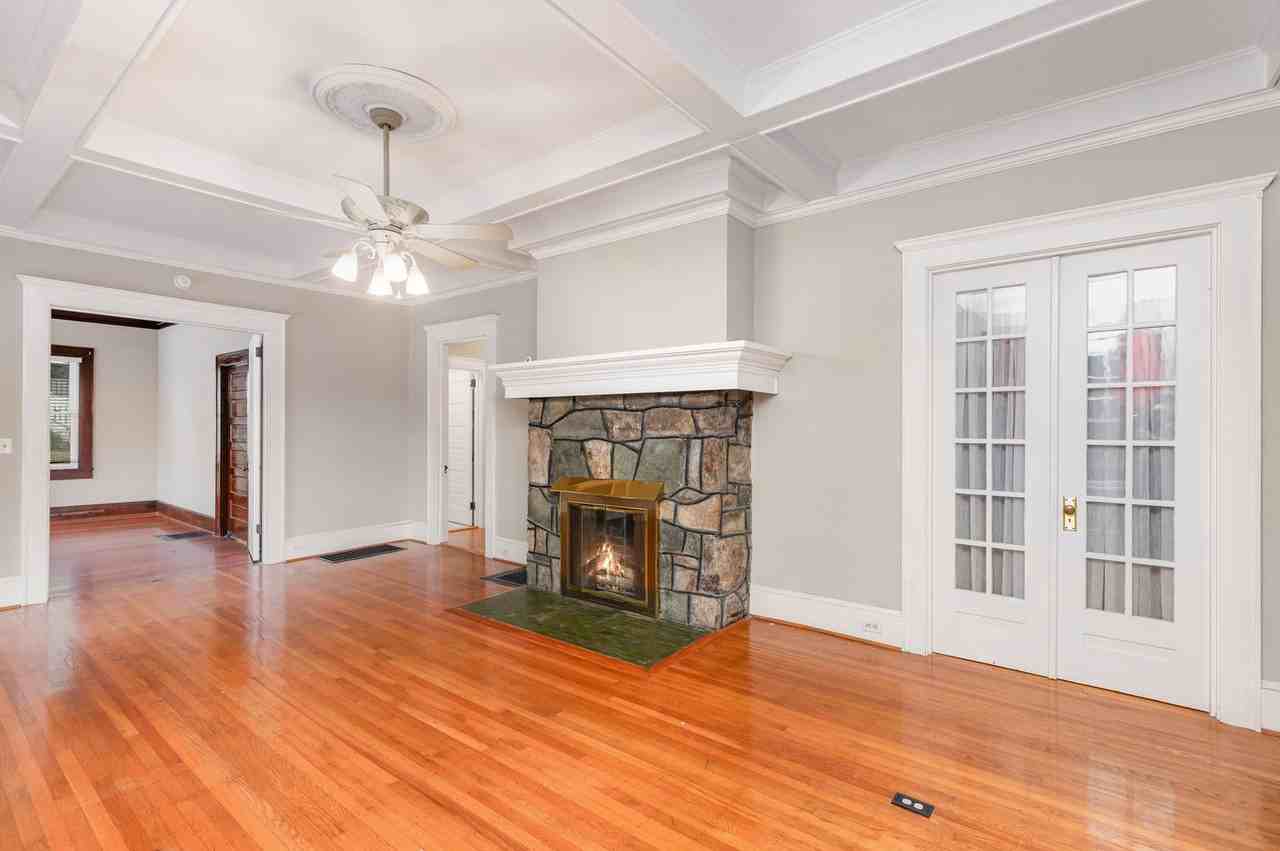 155 8th Ave - Photo 2 of 23