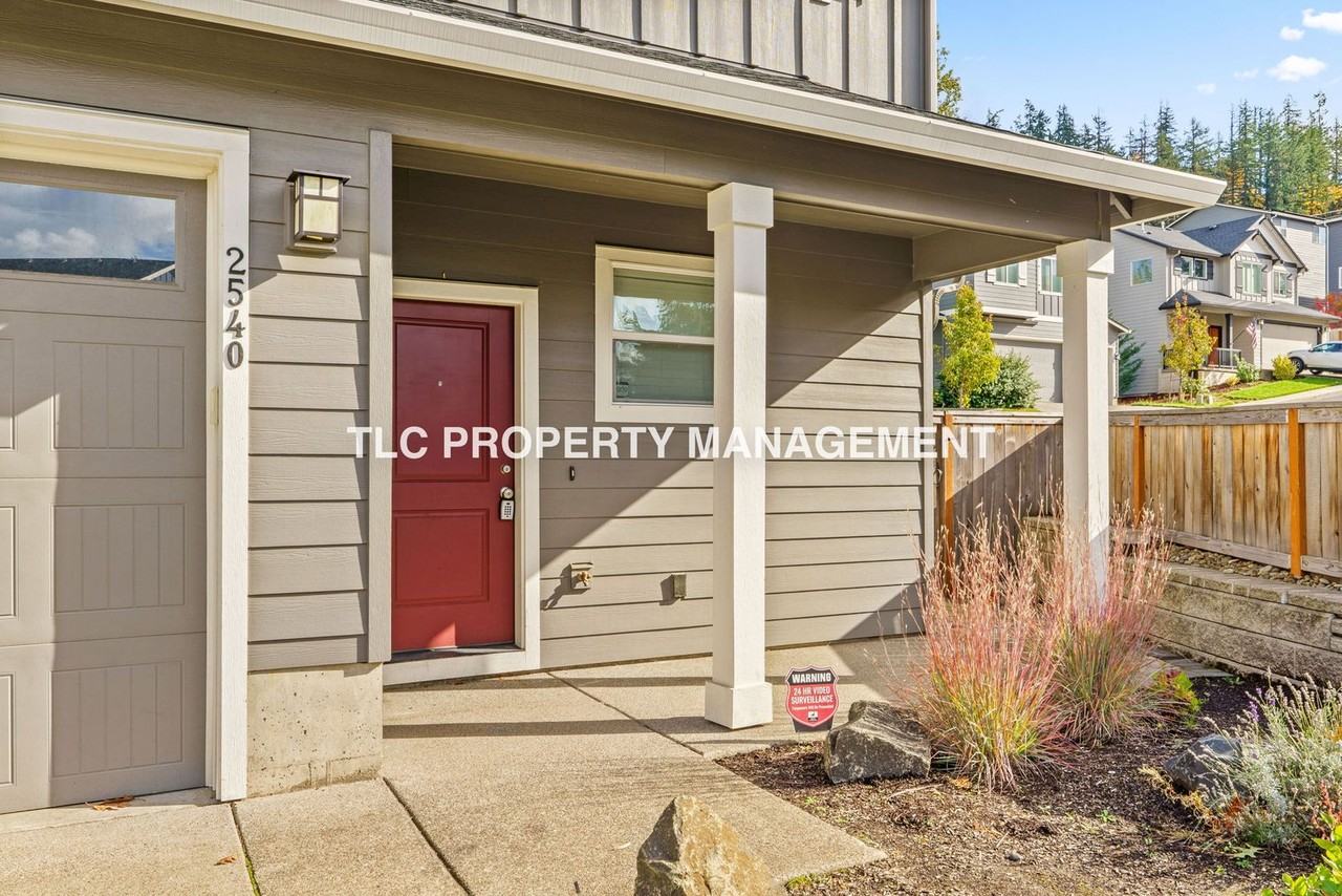 2540 Fieldcress Rd - Photo 4 of 37