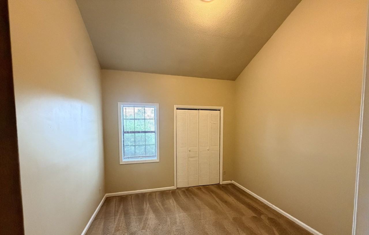 2703 Sheridan Pl - Photo 6 of 21