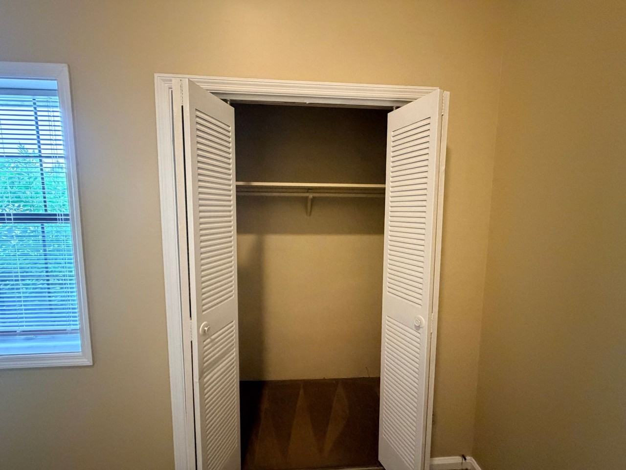 2703 Sheridan Pl - Photo 7 of 21