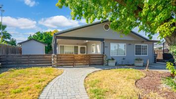 featured image of 812 Taylor St